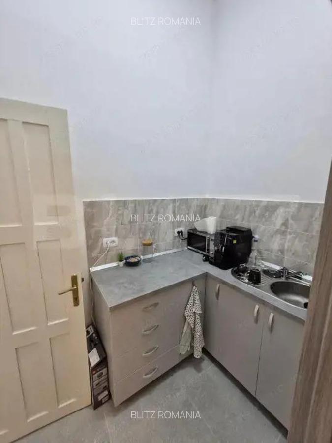 Spa?iu de birou de inchiriat 50 mp 2 camere si baie, zona Ultracentrala - 2
