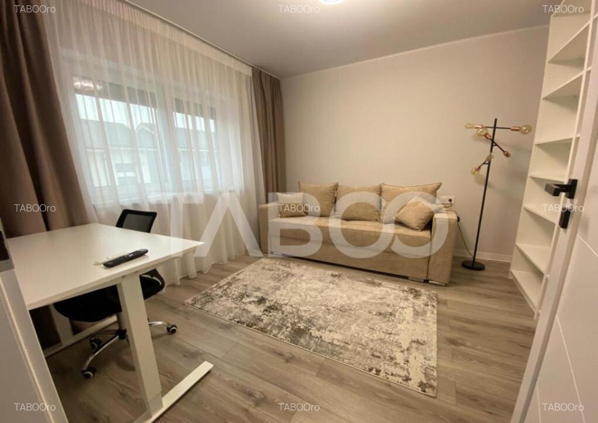 Casa tip duplex complet utilata singur in curte cu loc de pa - 18