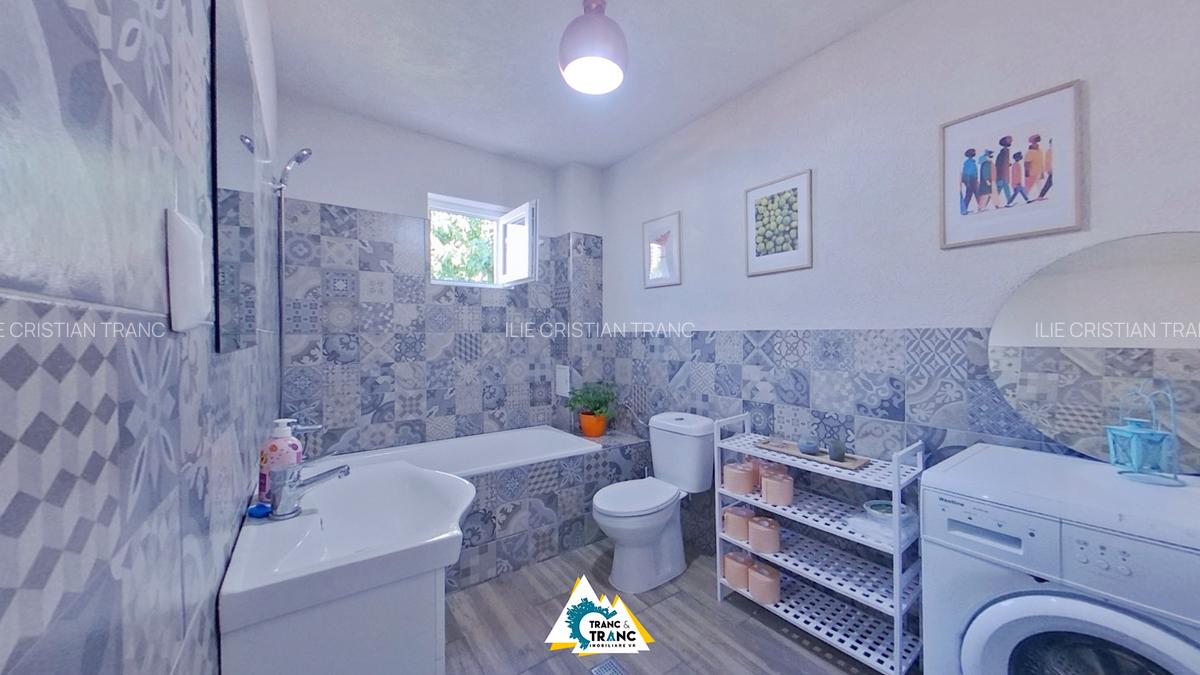 Casă cu 3 camere în Aurel Vlaicu - 13