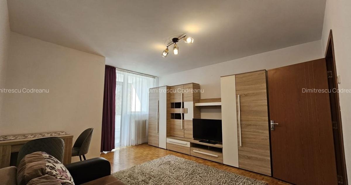 Garsoniera 29mp, balcon 3mp, etaj intermediar, finisat modern, zona Iulius Mall - 2