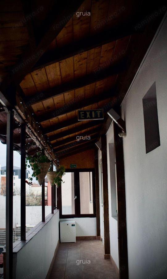 Vanzare etaj pensiune - 1