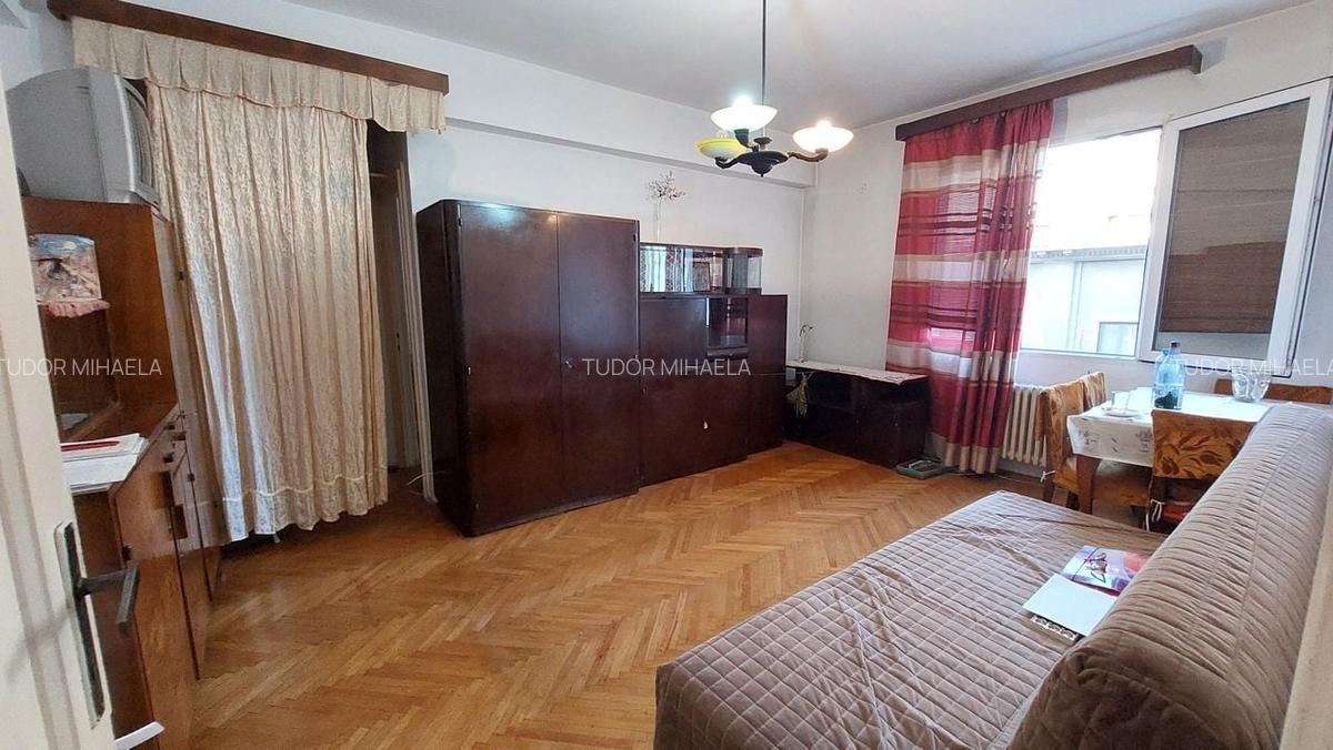 Piata Mihail Kogalniceanu,Cismigiu, 2 camere, etaj 4/6, balcon deschis - 4