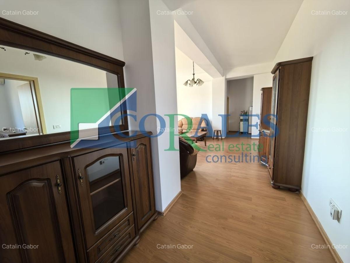 Apartament spațios cu 4 camere, terasă de 40 mp – zona centrală! - 8