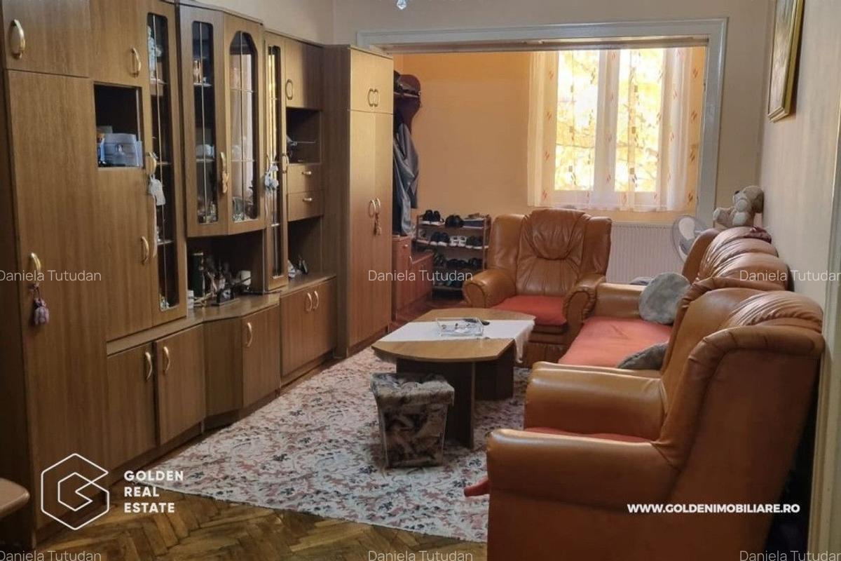 Apartament 3 camere din cărămidă, zona Intim, localitatea Lipova - 1 Apartament 3 camere din cărămidă, zona Intim, localitatea Lipova - 1
