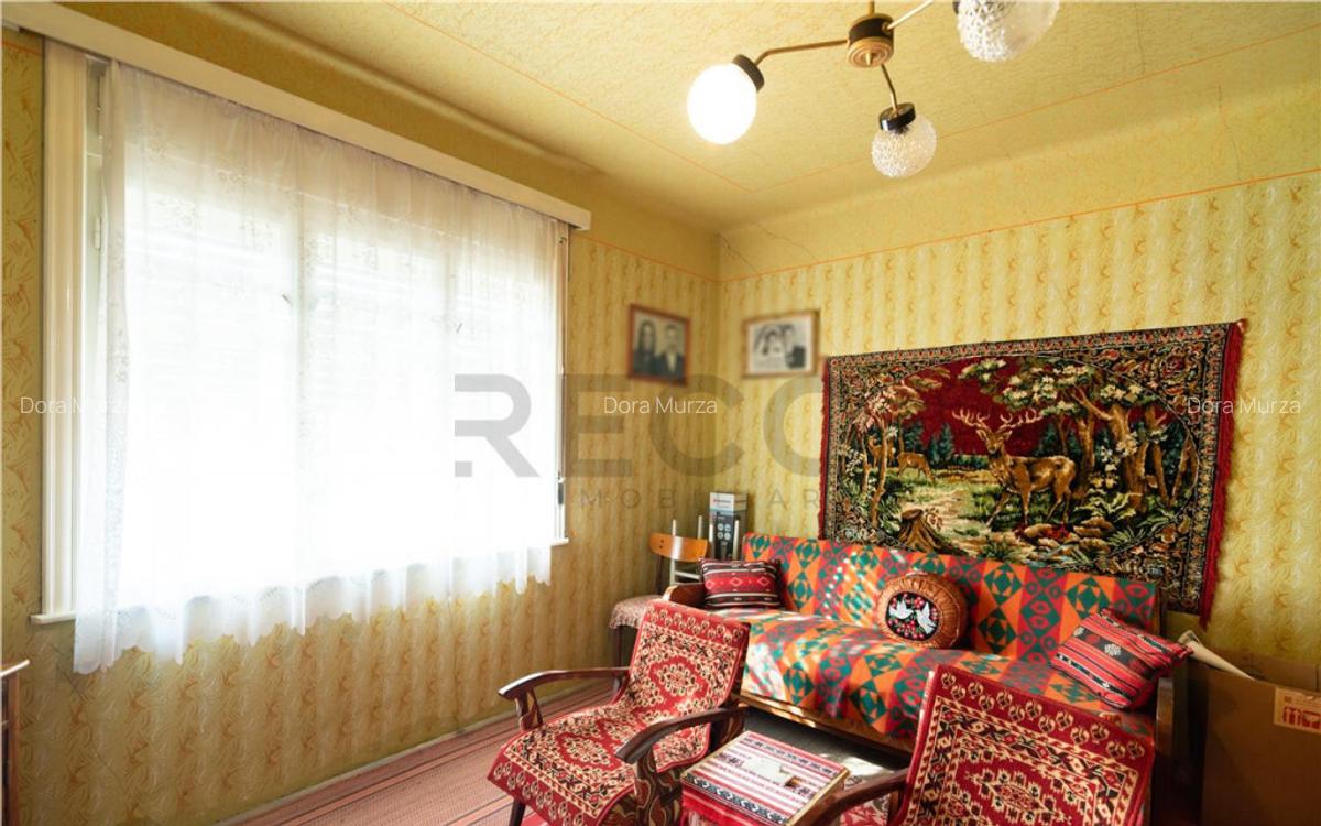 RECO Casa cu teren 3036mp, Bors - 3