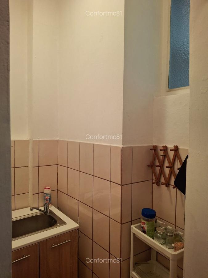 Metrou Gara de Nord langa bloc, centrala termica, etaj 1/5. - 10 Metrou Gara de Nord langa bloc, centrala termica, etaj 1/5. - 10