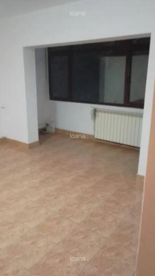 Vitan Mall Metrou DRISTOR bl MIXT reabilitat,decomandata, p/4,balcon,AC,mobilata - 1