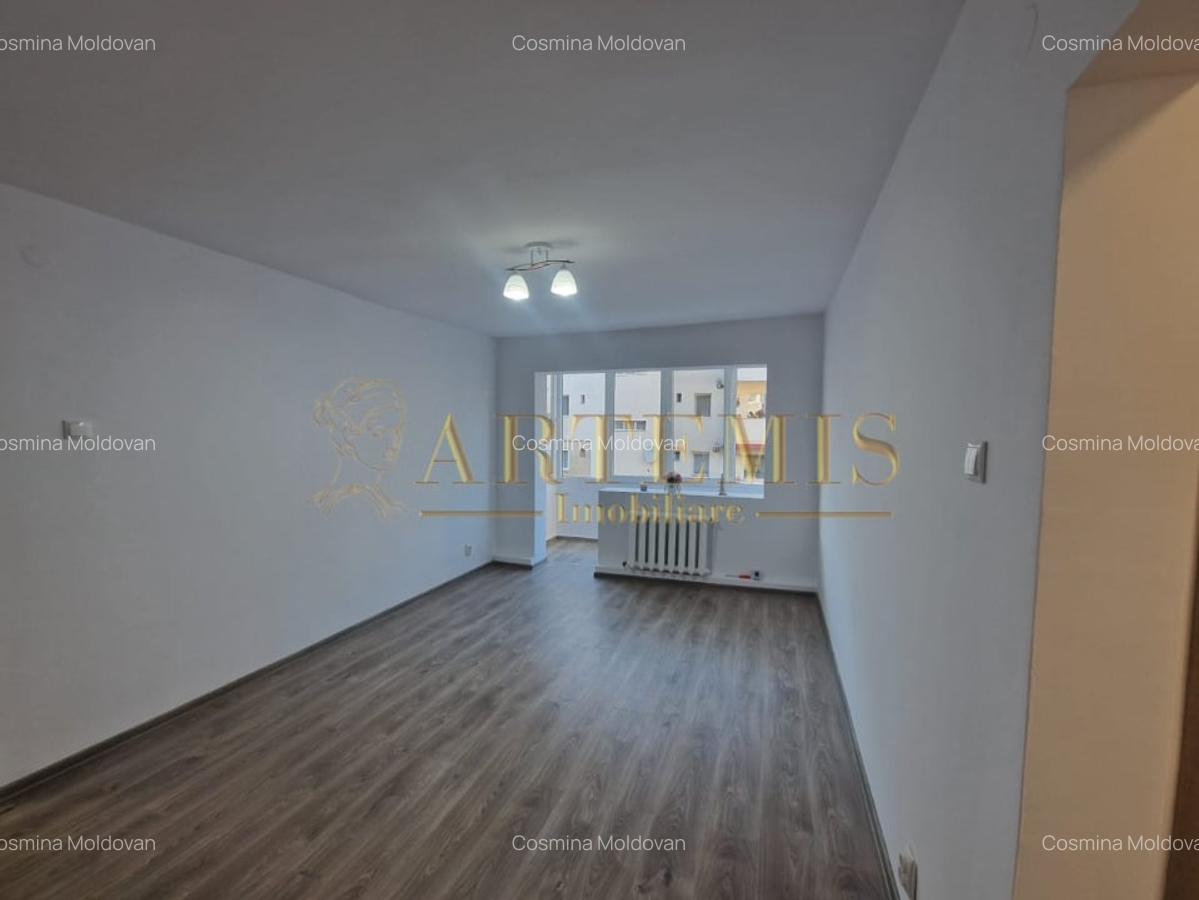 Apartament de 2 camere, 54 mp., zona Lama - 3