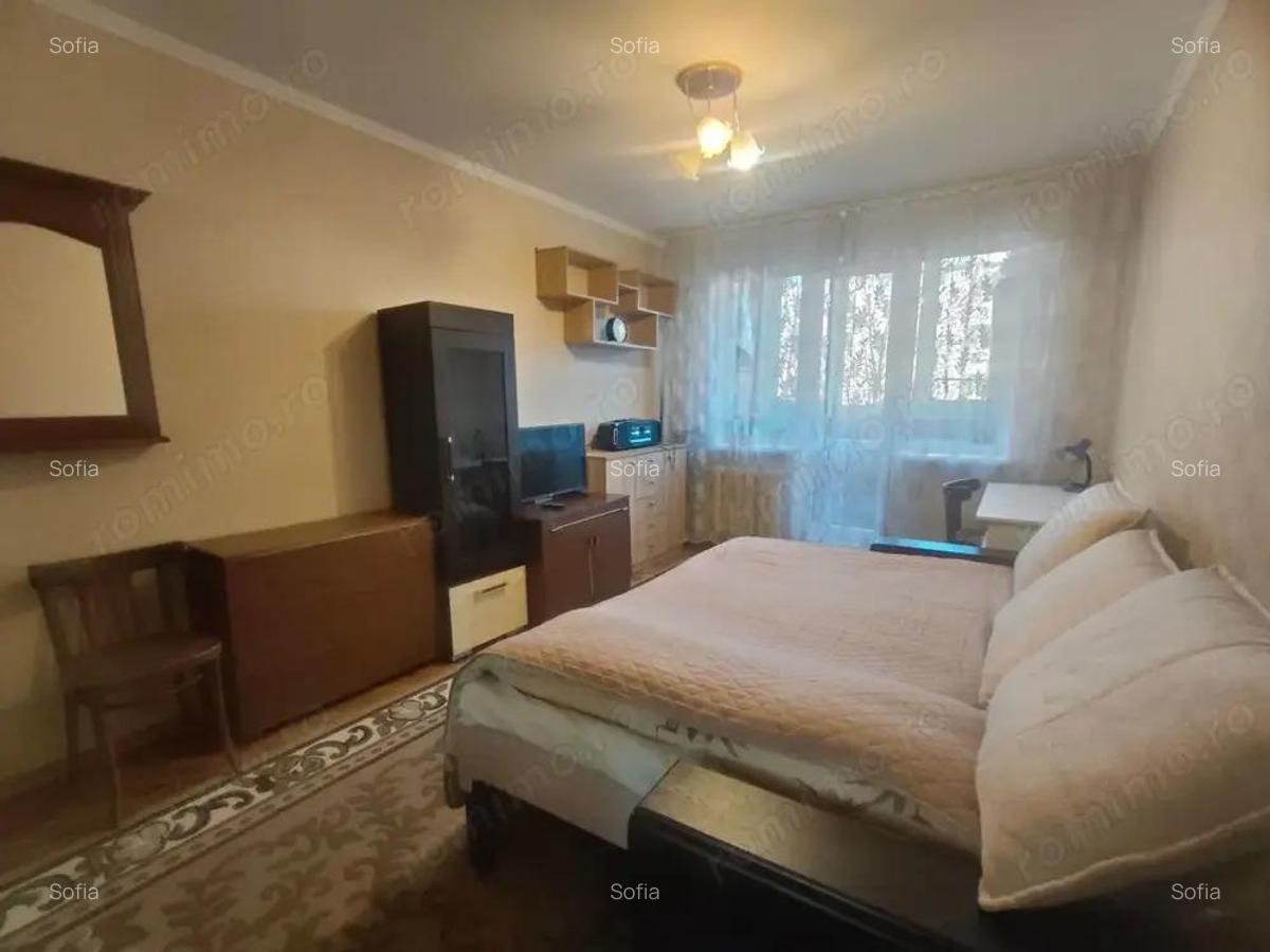 Apartament cu doua camere in zona Sagului - 2