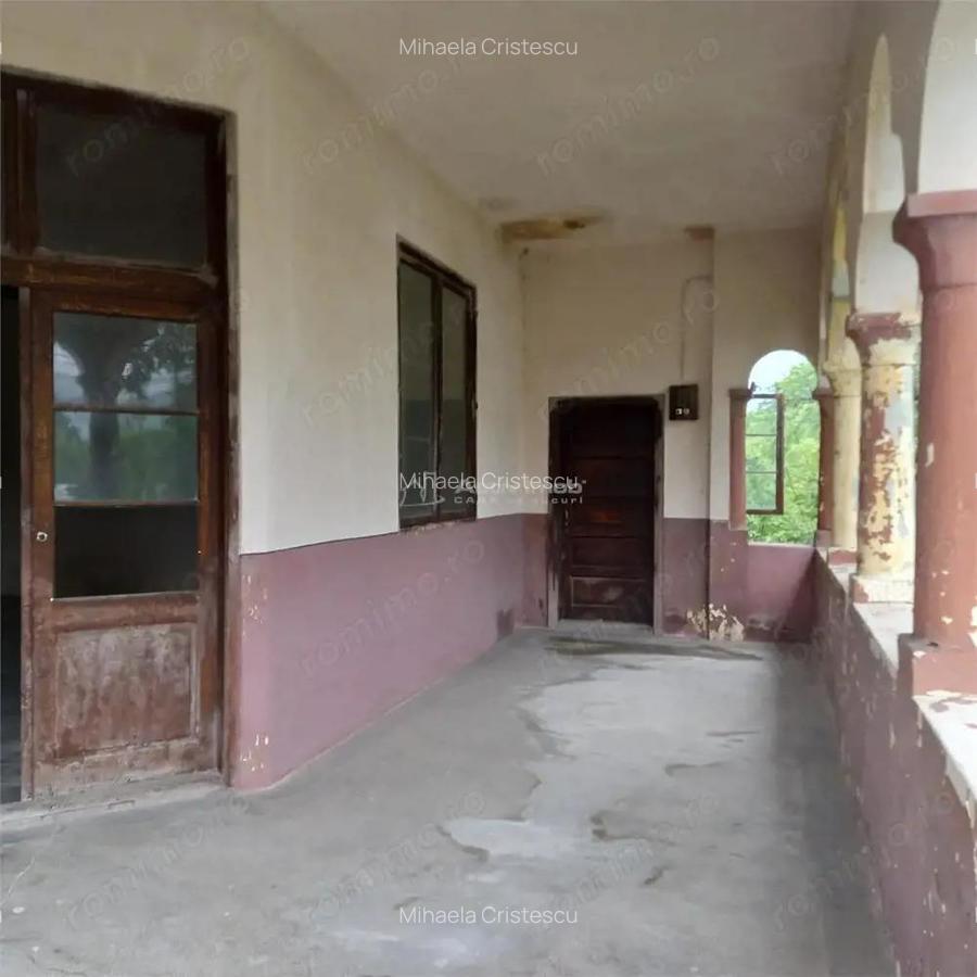 DE VANZARE - VILA la Breaza, Prahova, 9 camere, 1.873 mp teren - 10