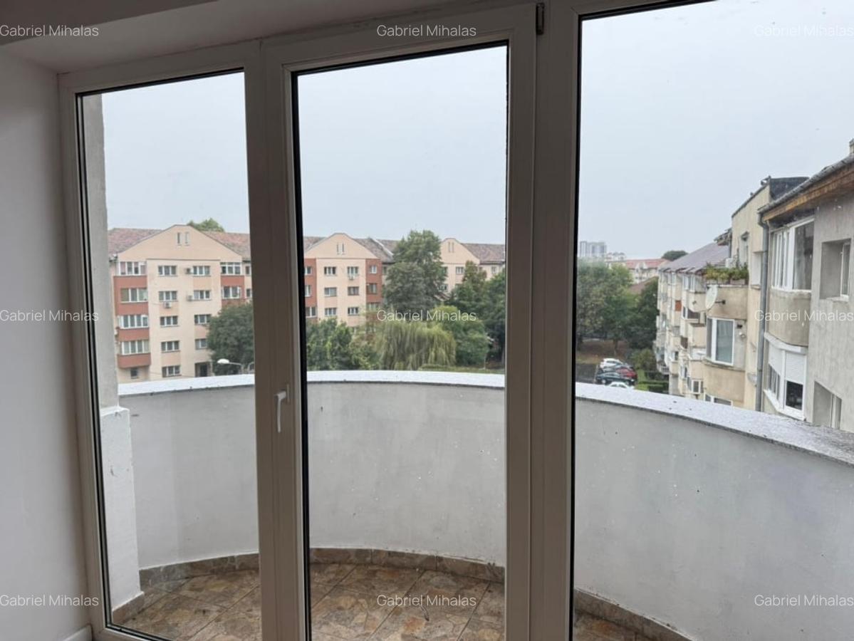 De vanzare Apartament tip Samantha - complet renovat, cu mansarda spatioasa - 1
