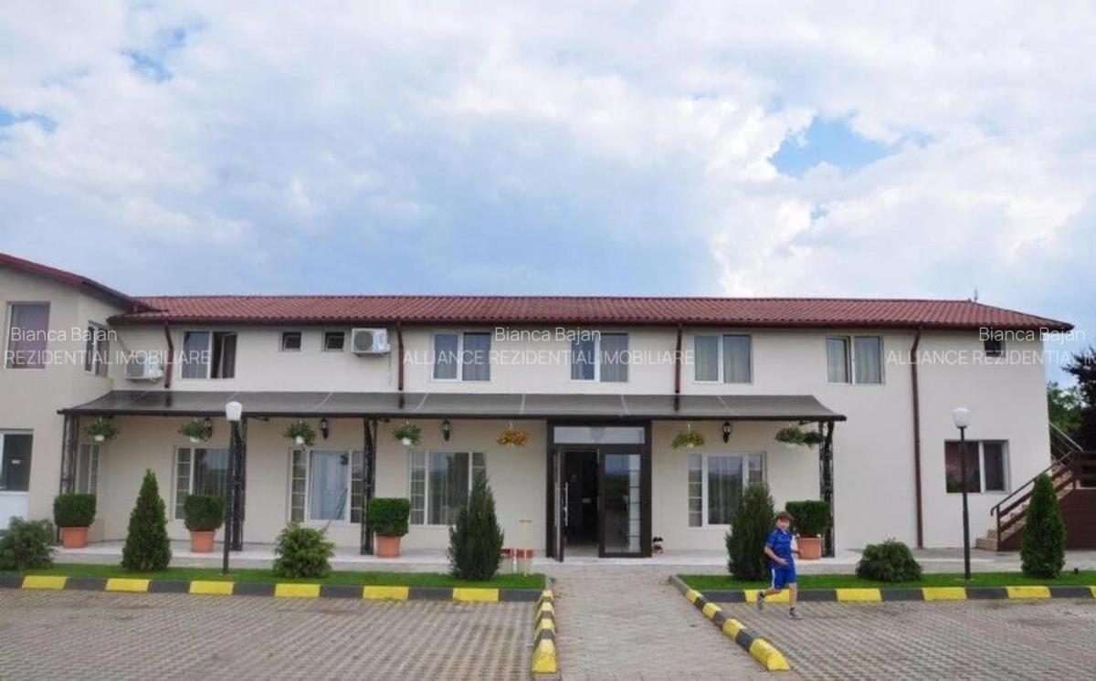 #Afacere la Cheie, Complex Turistic - cazare, saloane, terenuri sport - 4