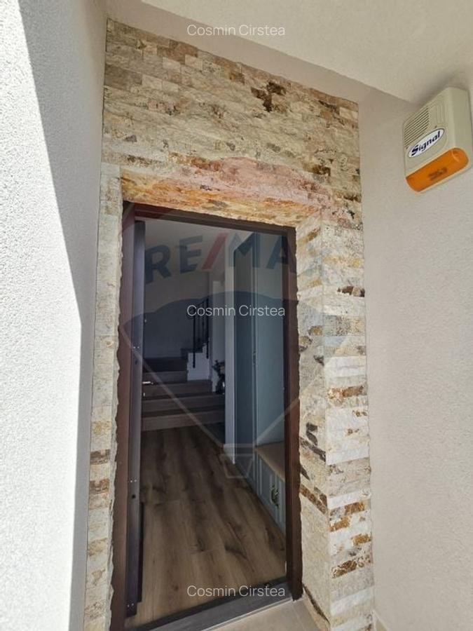 DE INCHIRIAT Casa / Vila cu 5 camere in zona Ferme/OTOPENI - 19