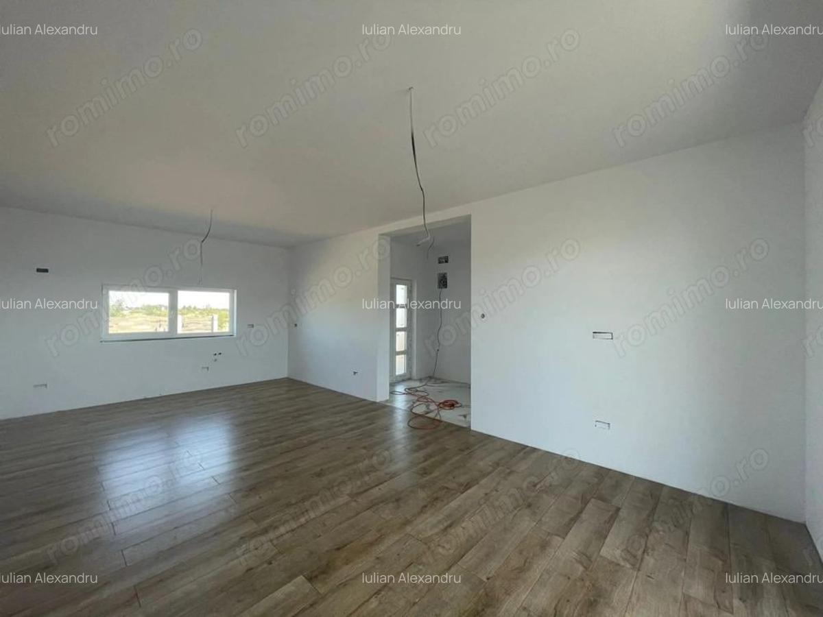 Duplex despartit prin baie | 3 camere | Super Pre? | Urseni - 1