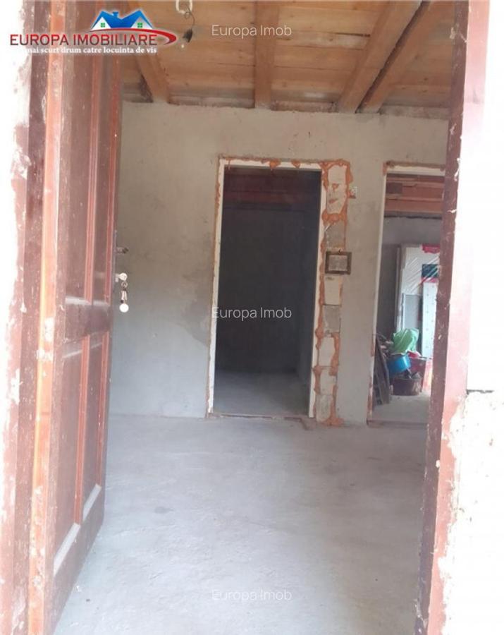 Casa P M si teren intravilan de in localitatea Patlageanca- - 1