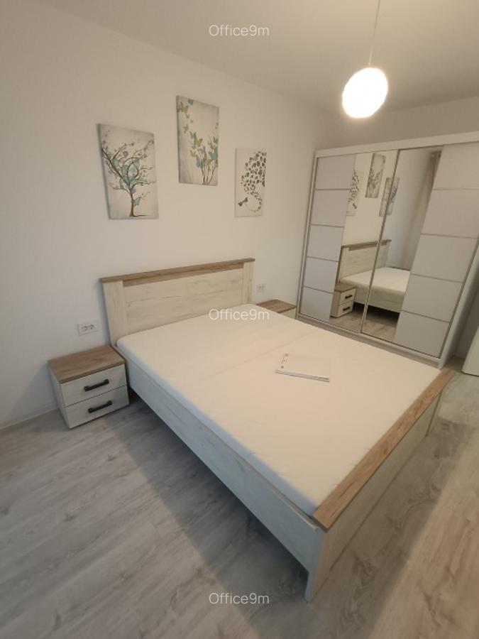 Coresi Mall - apartament 2 camere cochet - loc de parcare - boxa depozitare - 2