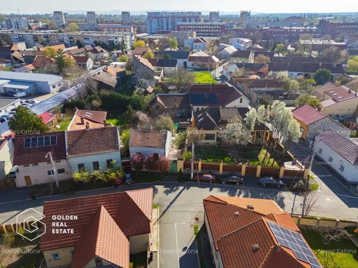 Casa individuala zona Boul Rosu langa mal, comision 0% - 3