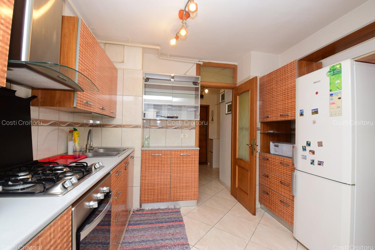 Garsonieră decomandată, bloc 1990, Știrbei Vodă - Berzei - 7