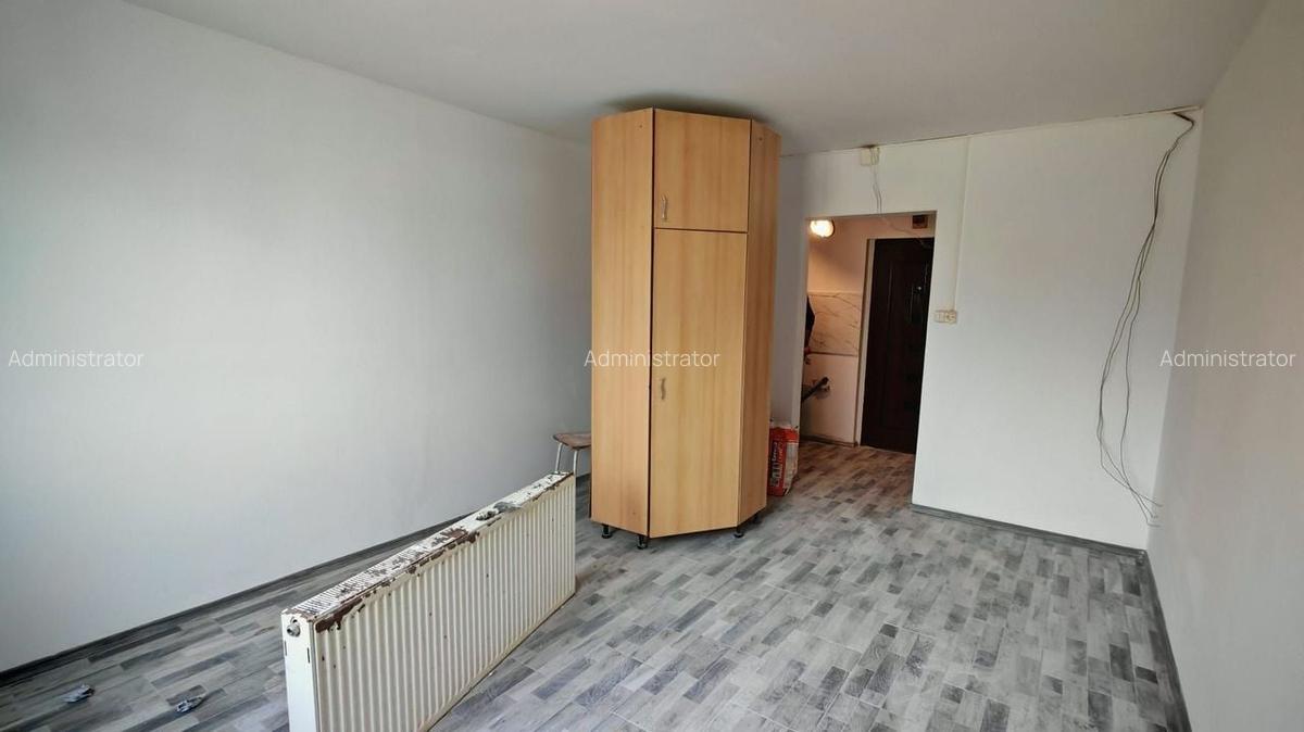 Garsoniera 22 mp,transformata din camera de camin,recent renovata. - 2