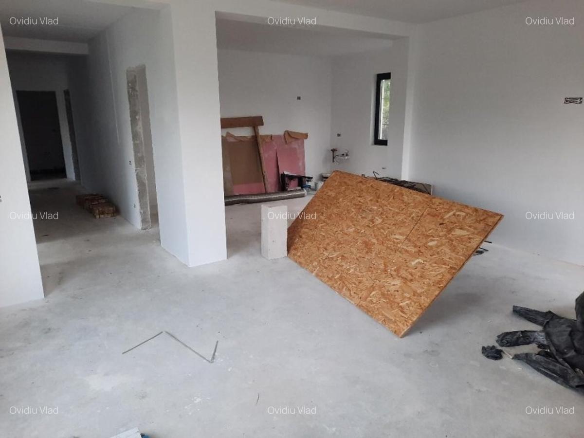 VILA PARTER TOP 4 camere 2 bai placa beton 923mp incalzire pardoseala semineu - 43