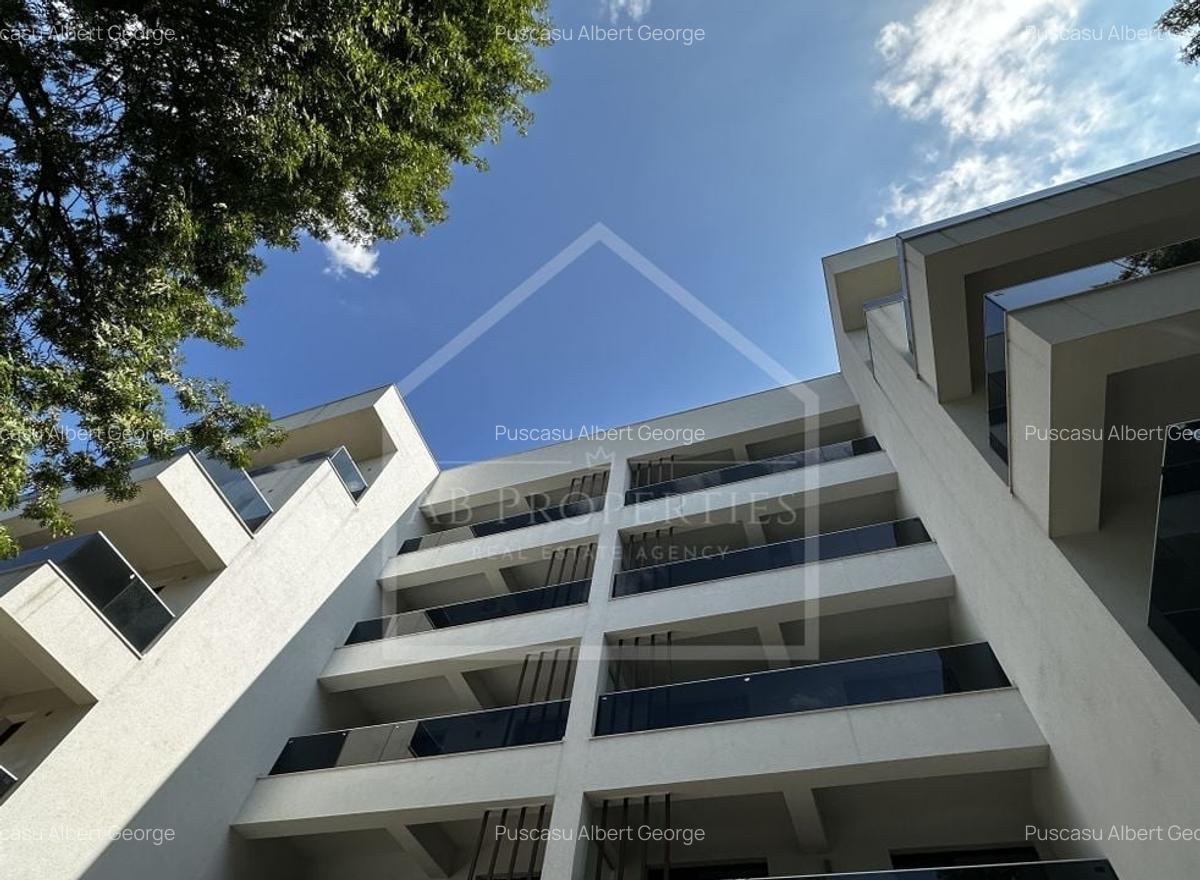 Apartament cu 4 camere decomandat în Băneasa - 14
