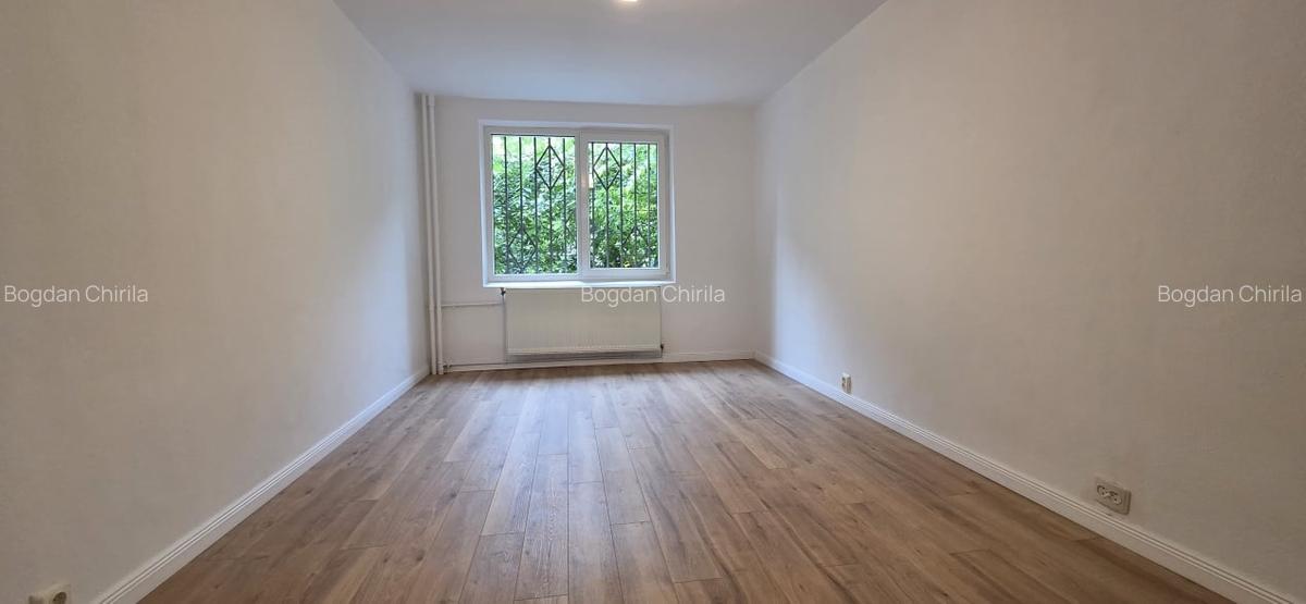 Apartament 3 camere decomandat Ramnicul Sarat - 3