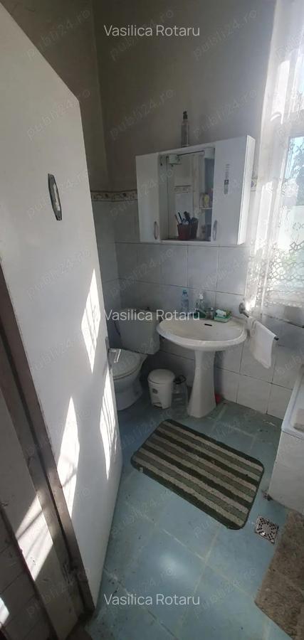 Casa 150mp, teren 2000mp, garaj, 3 anexe central Ologeni, Ph. - 2
