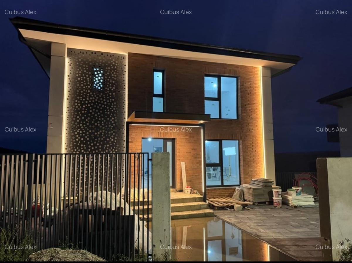 Casa individuala premium de vanzare cu view deosebit in Dezmir 207mp si t. 470mp - 1
