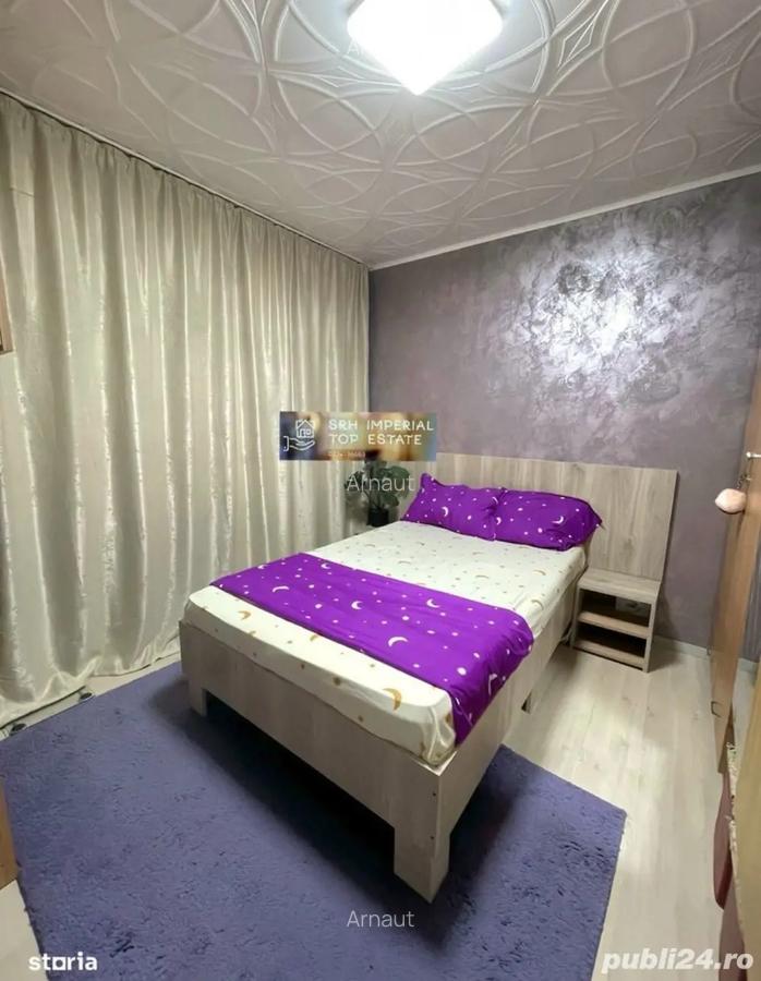 Vand Apartament 2 camere decomandat cu parcare Centrala Gaze - 1