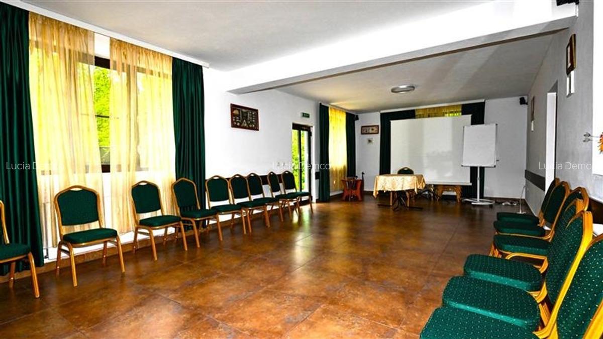 In cartea de povesti a Pietrei Craiului, ansamblu turistic functional,Plaiul Foi - 2