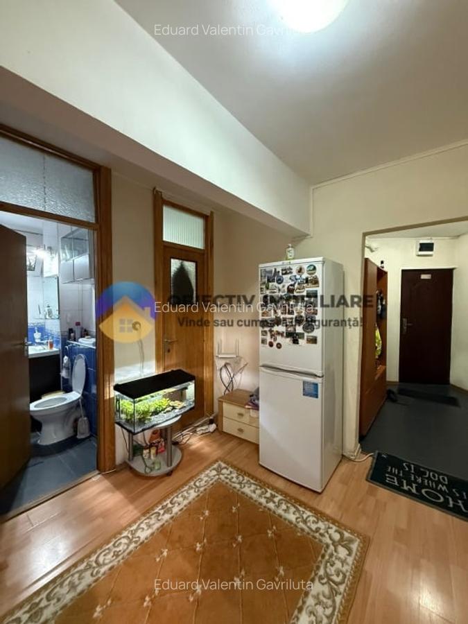 Apartament 3 camere de vanzare – zona centrala – Etaj 1 - 11