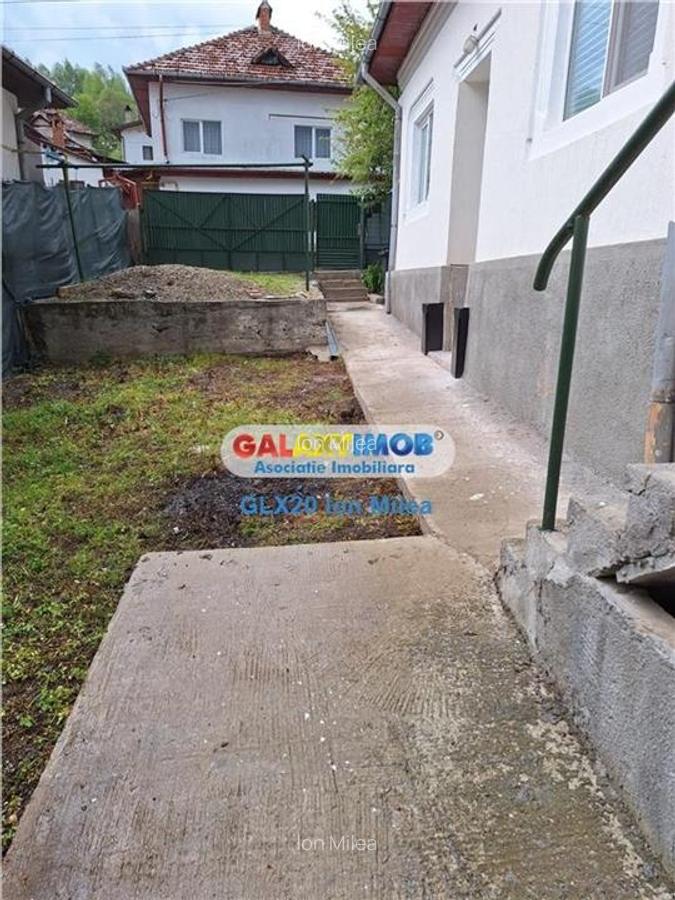 Vanzare casa 4  caramida  central,  renovata  Campulung Arges - 4