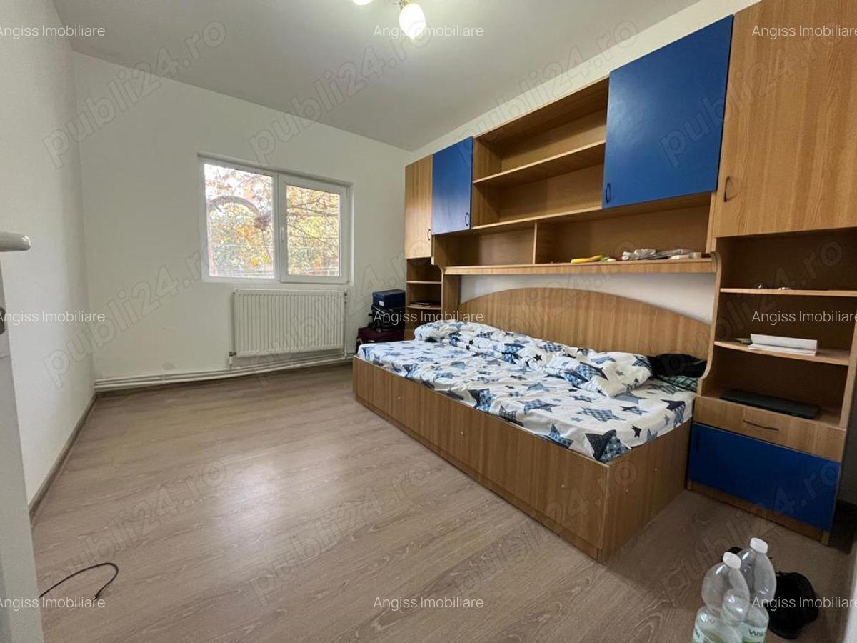 Apartament cu 3 camere etajul 1 str. MEDUZEI - 17