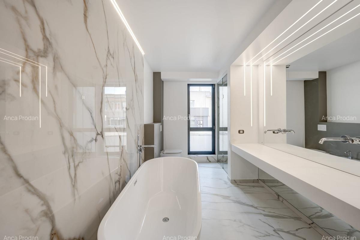Apartament cu 4 camere semidecomandat în Aviatorilor - 3