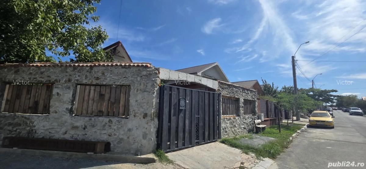 Vand casa 160 mp Agigea 5 dormitoare 2 bai living - 2