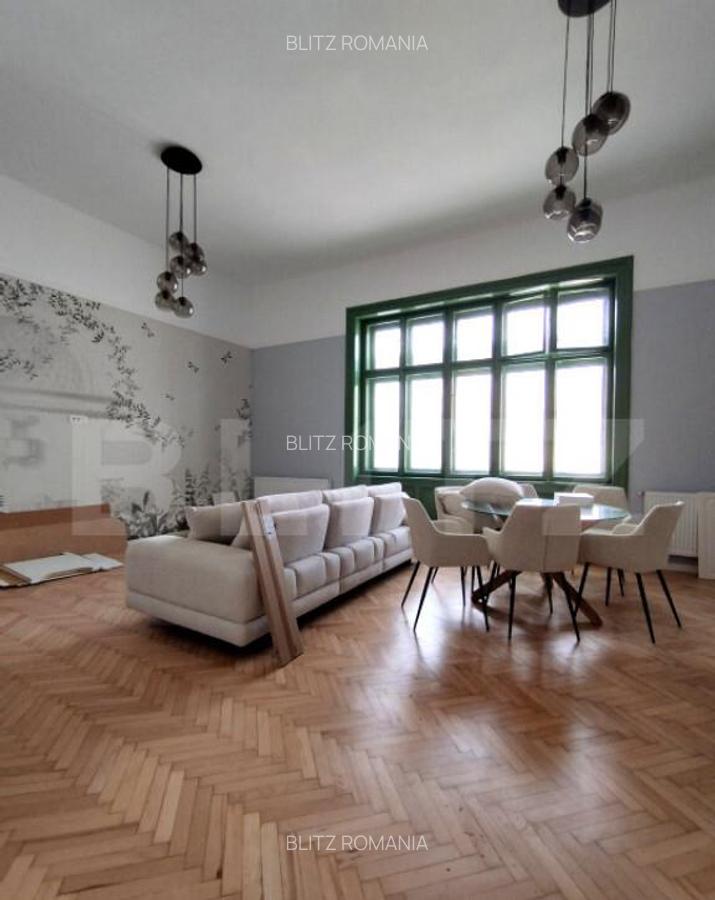 Apartament de vanzare, cu 3 camere, 107 mp, zona centrala - 1