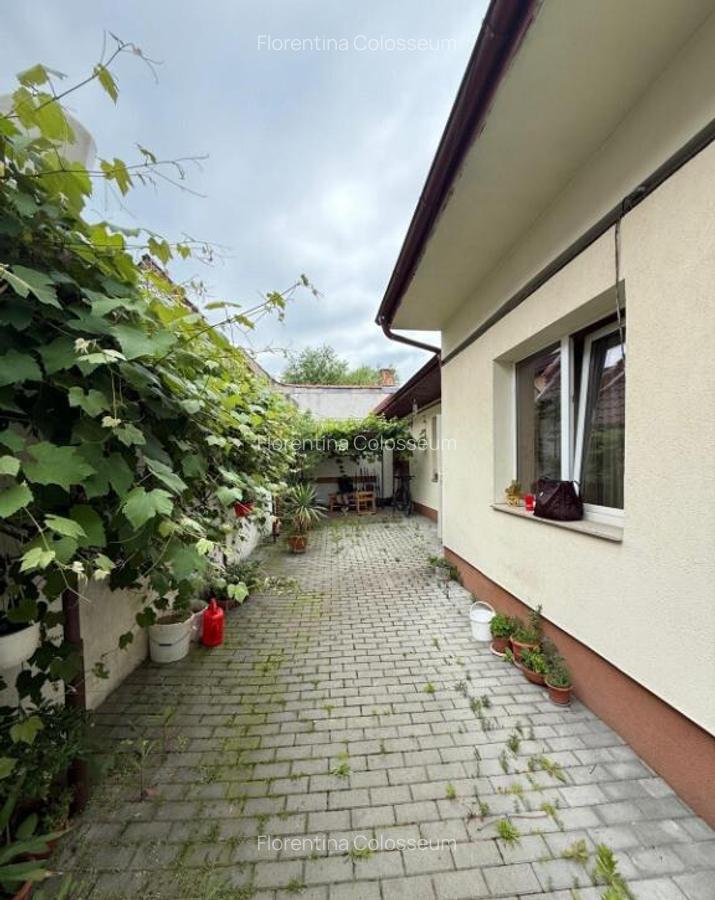 Casa centrala de vanzare in Cristian. - 16
