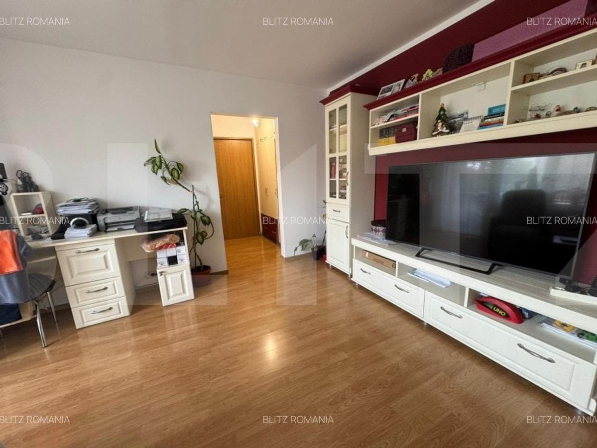 Apartament de vanzare, cu 3 camere, 73 mp, Soarelui - 9
