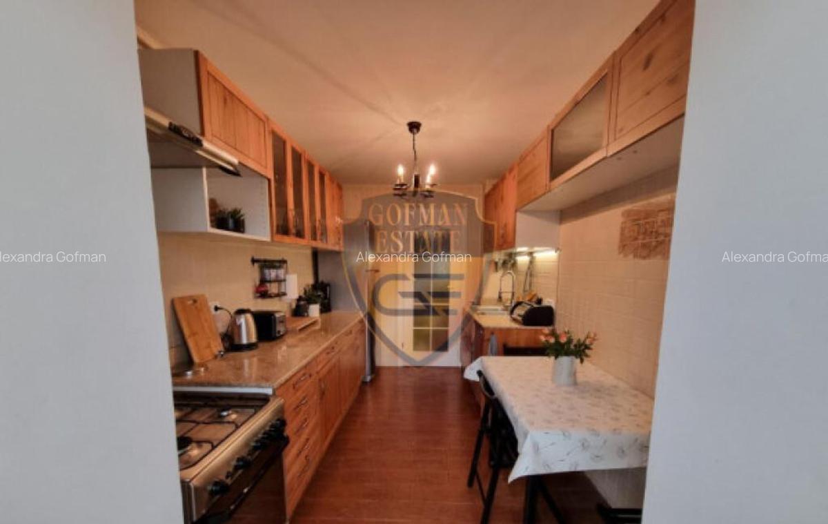 Apartament 4 camere, etaj 2/4, zona Delfinariu - 5