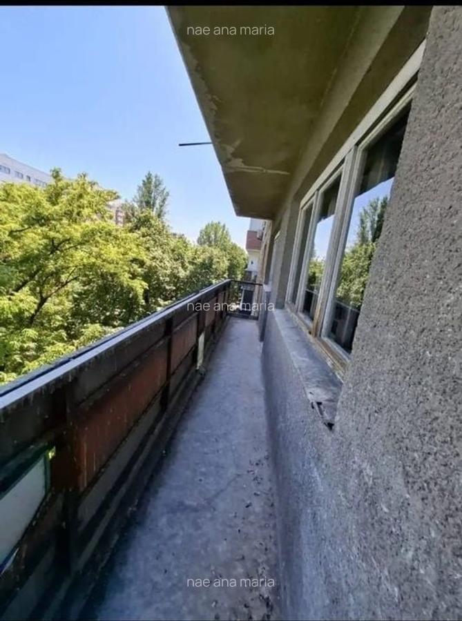 Apartament 3 camere de vanzare Drumul Taberei - 4