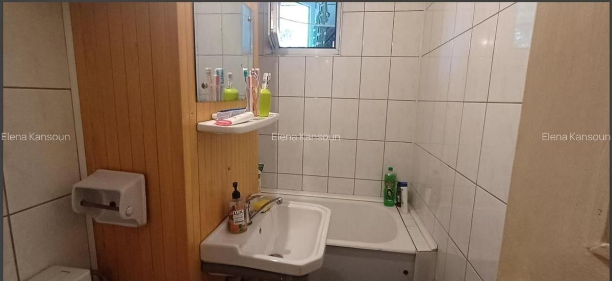 Apartament 3 camere decomandat,Noua - 12