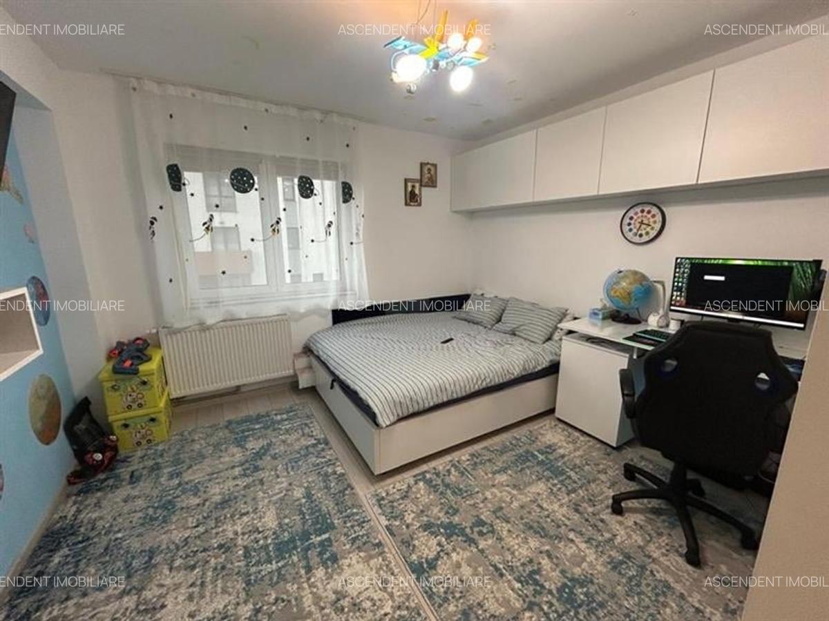 Avantgarden 3, Brasov - 4