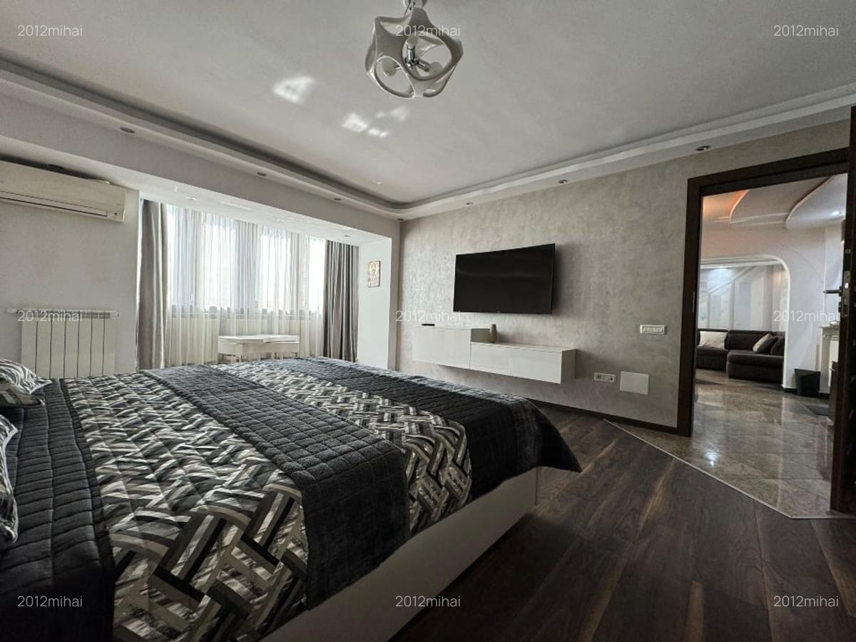 2 Camere decomandat vedere Bd. Decebal Comision 0% - 8