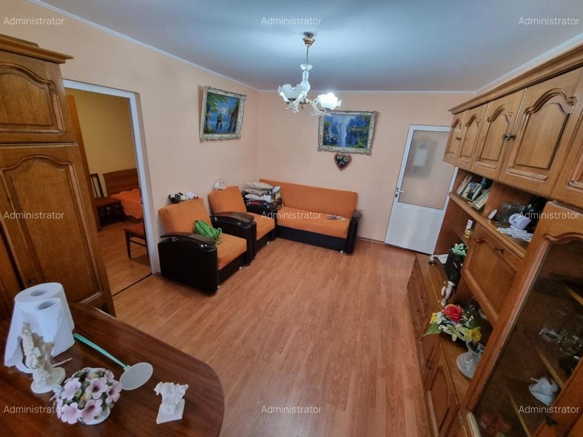 Apartament zona Groapa - 1