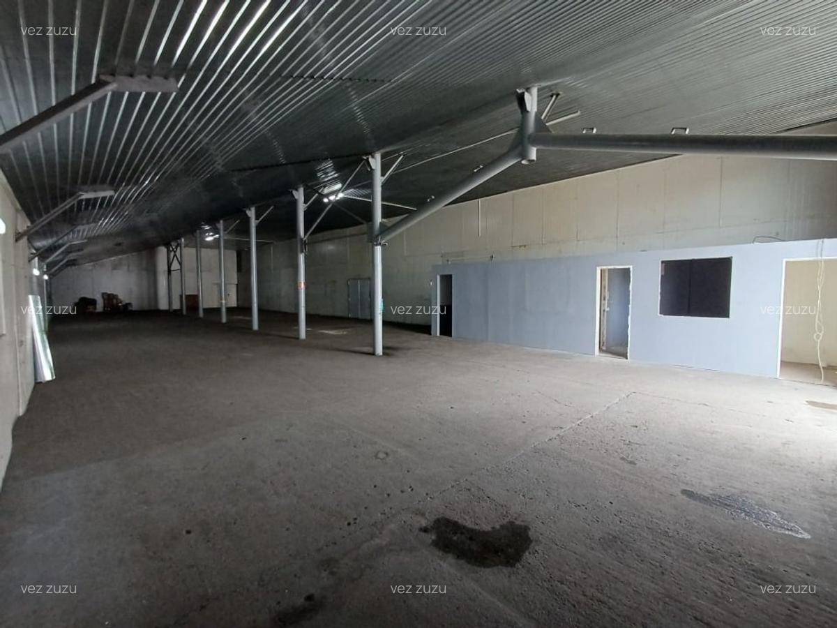 Hala de inchiriat - 440mp - 6000 lei - loc. Focsani - 1