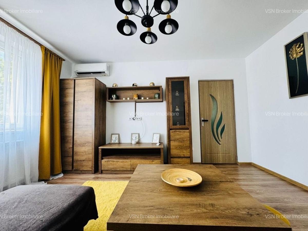 Apartament cu 3 camere semidecomandat în Gara de Nord - 6