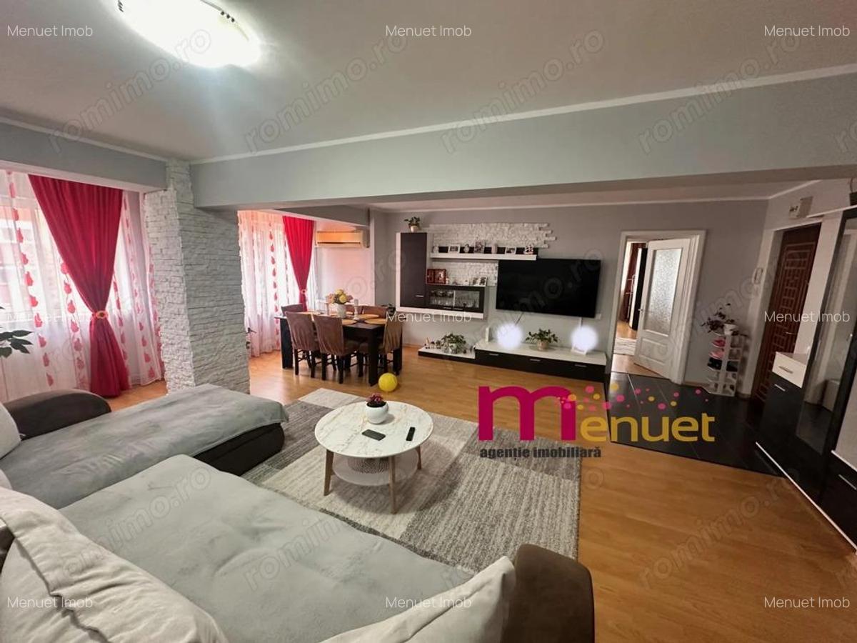 Apartament 3 camere,str.Spitalului,etaj 1 - 2