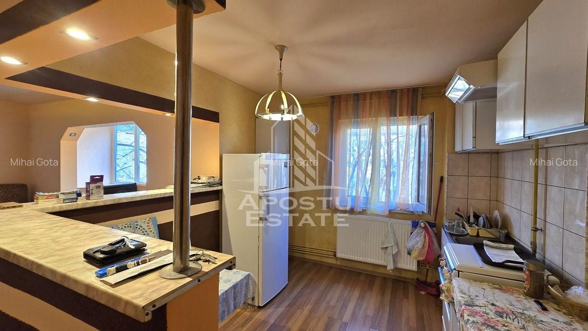 Apartament 3 camere, etaj 3, centrala proprie, zona Circumvalatiunii - 5