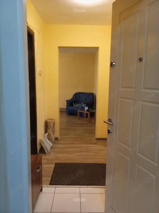 De vanzare apartament 3 camere decomandate - 4