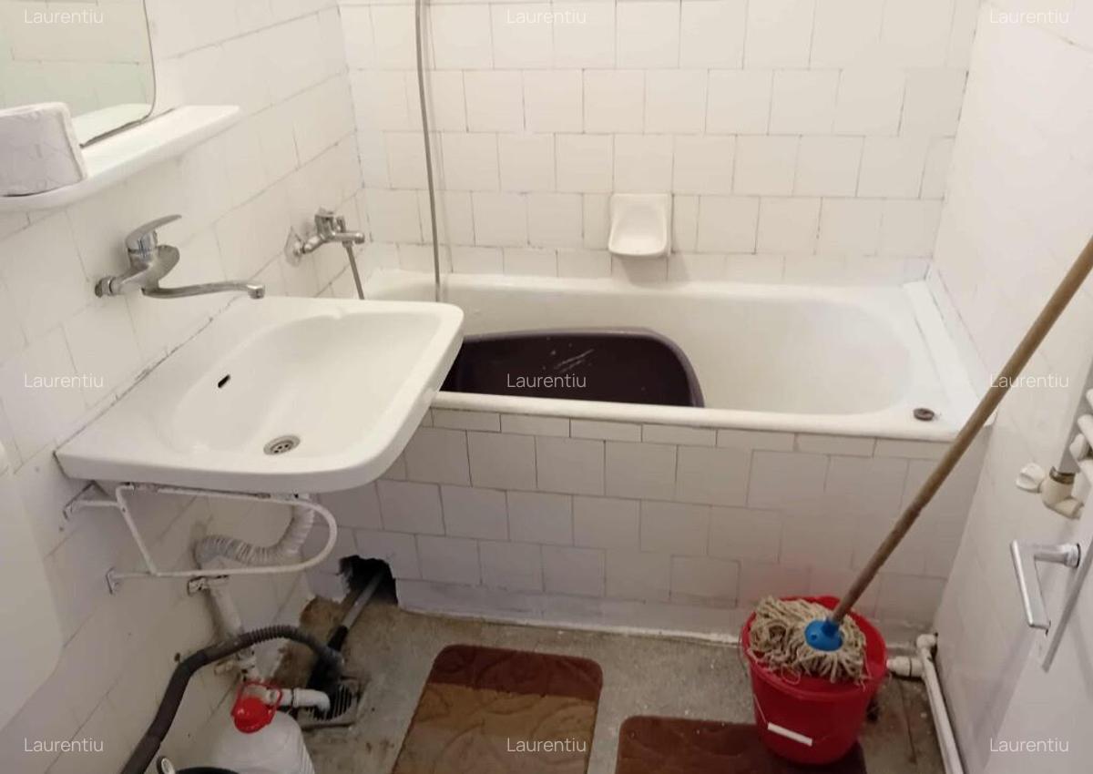 Ap 2 cam Aleea Ulmilor troita 50mp etaj 4Centrala termopan termoizolat - 9 Ap 2 cam Aleea Ulmilor troita 50mp etaj 4Centrala termopan termoizolat - 9